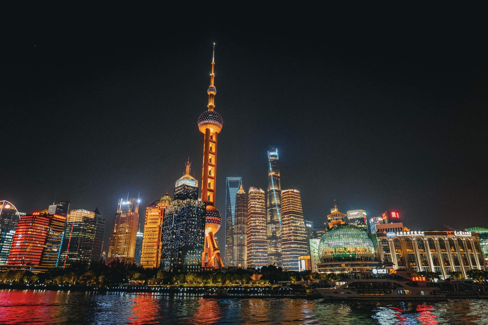 Escape to Shanghai (逃离上海) cover